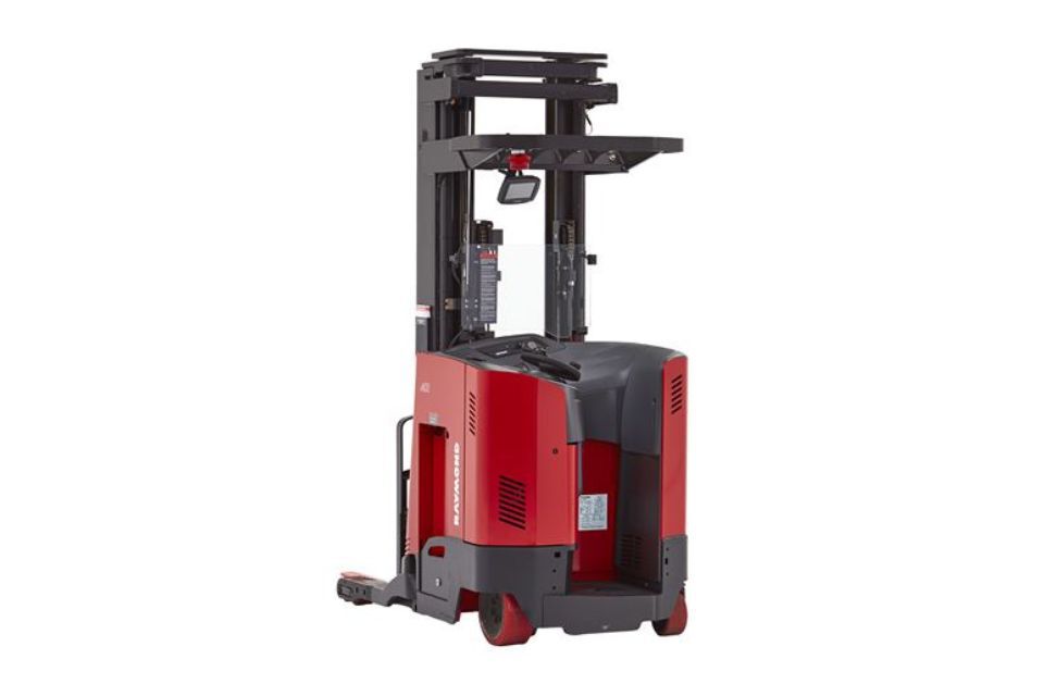 product image of Raymond's reach truck forklift model 7200