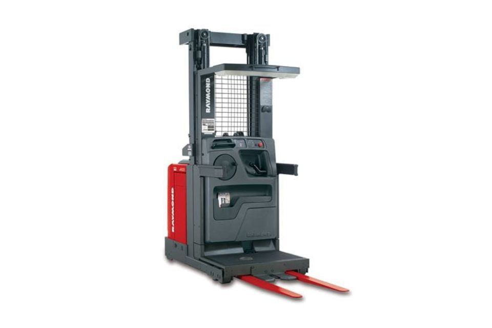 product image of Raymond's electric order picker model 5500