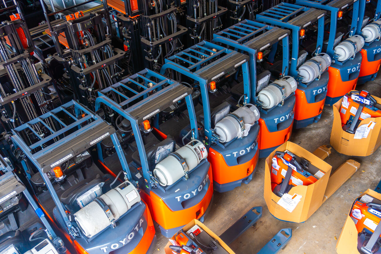 A birds-eye view of our Servco Toyota forklifts and pallet jacks.